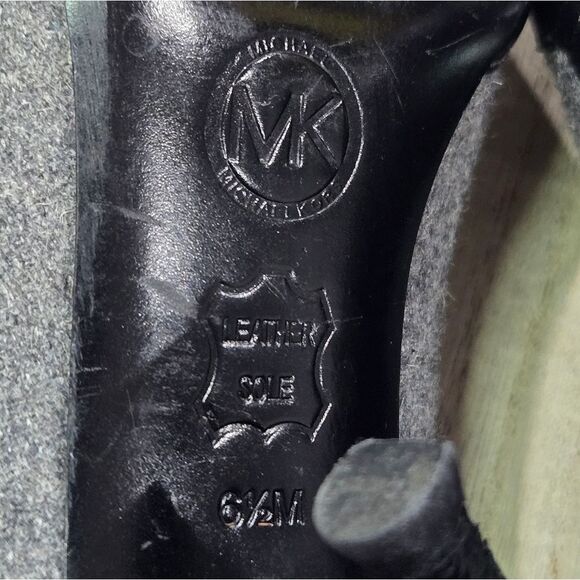 🐢 Michael Kors Presseley Cap Toe Flannel Stiletto Heel Pump Size 6.5 - Picture 13 of 13